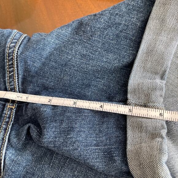 Silver Jeans Co. Denim Boyfriend Shorts - Size 14 - Picture 12 of 13